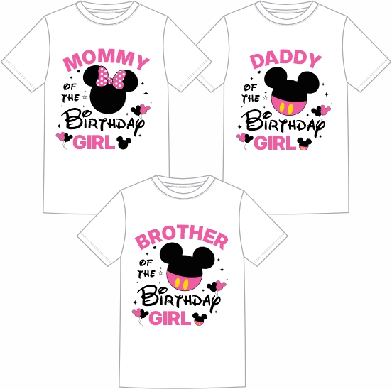 aniversario na disney com camiseta personalizada